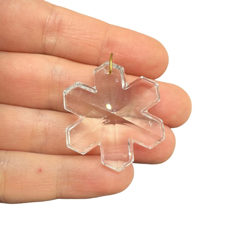 Vintage Jewelry Clear Snowflake Pendant Snow Pendant